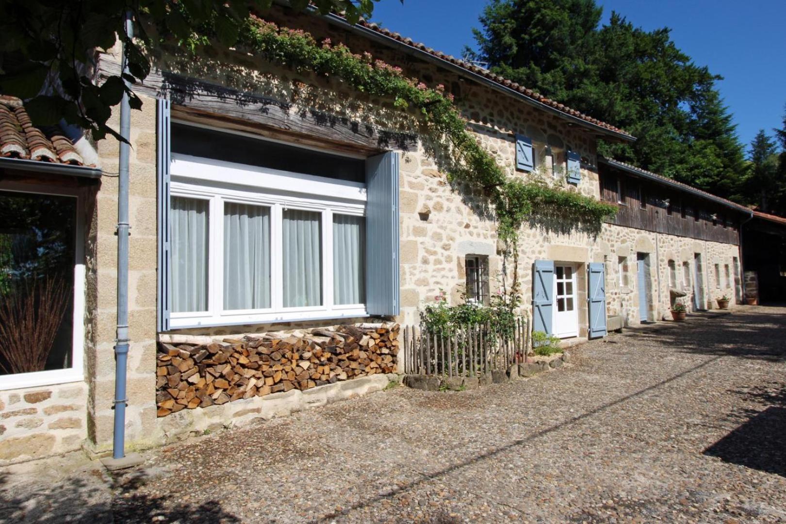 La Grande Foret Saint-Jouvent Esterno foto